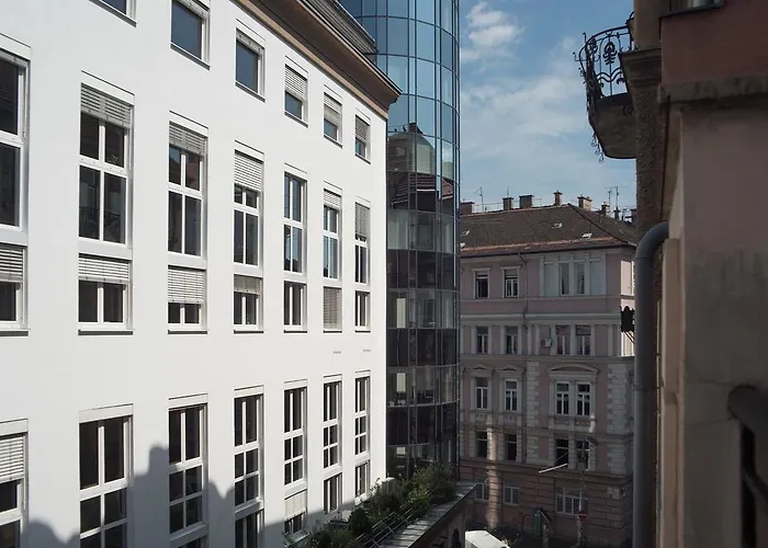 With Big Terrace * Будапешт