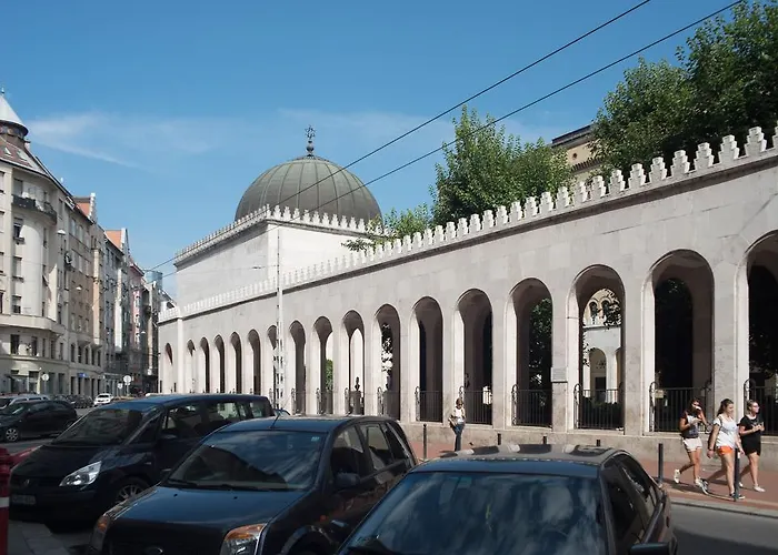 With Big Terrace Будапешт