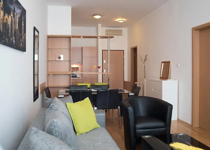 With Big Terrace Апартаменты