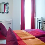 Apartman With Big Terrace *