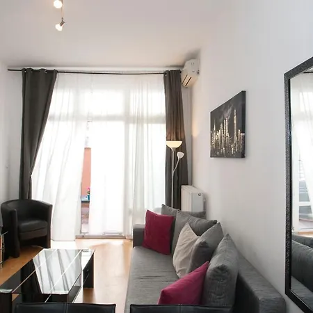 Appartement With Big Terrace Boedapest